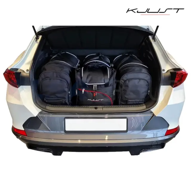 4 db-os zsákos készlet Cupra Formentor 20-hoz