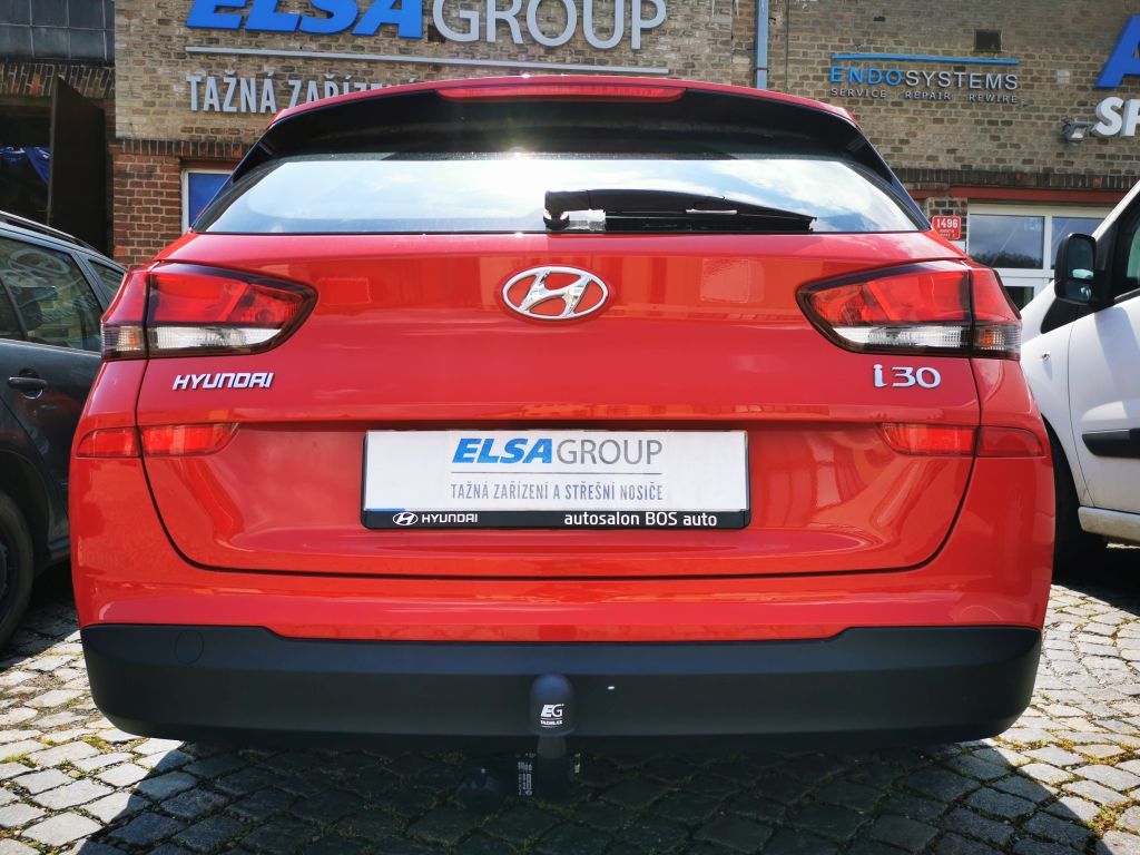 Vonóhorog Hyundai i30 kombi 2017-2020 (PD), 2 csavarral rögzítve, AUTO-HAK