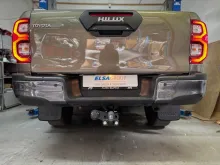 W335505 - Tažné-zařízení-Toyota-Hilux-2020 (1)