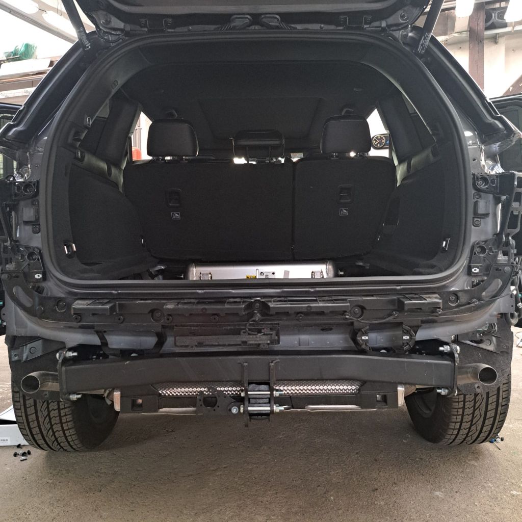 Vonószerkezet Jeep Grand Cherokee 21- (WL), függőleges