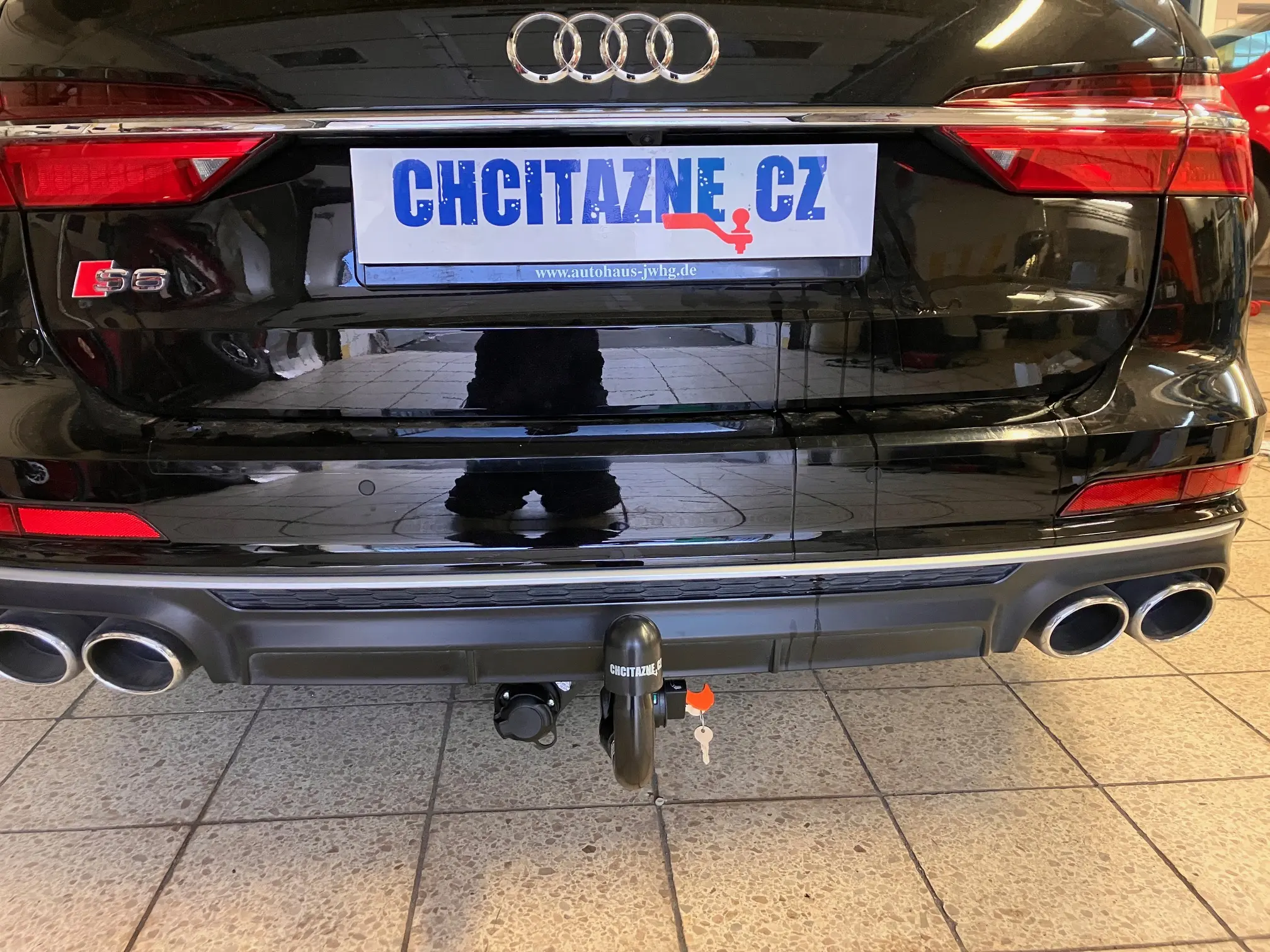 Vonóhorog Audi A5 sedan 2025- (B10), függőleges, Aragon