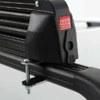 Adapter az ALUSKI sítartó széles keresztlécekhez való rögzítéséhez (max. 6 cm) Adapter az ALUSKI sítartó széles keresztlécekhez való rögzítéséhez (max. 6 cm)